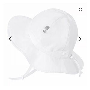 0-6M Floral White Bucket Hat with Ties